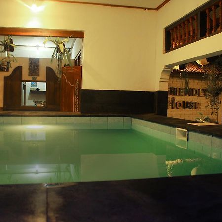 ウブド Friendly House Baliホステル エクステリア 写真